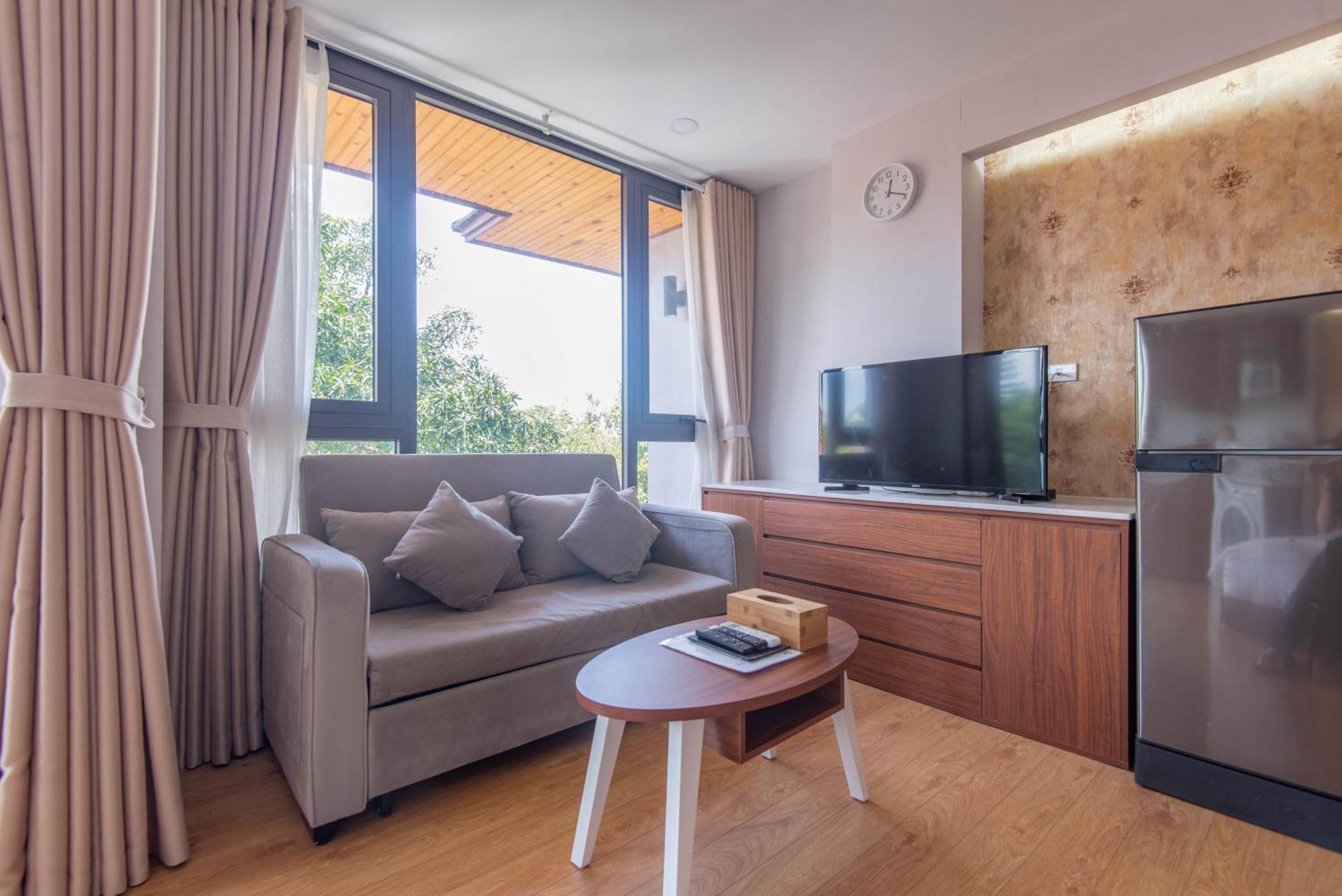 22Land Moon West Lake Hanoi Exterior photo